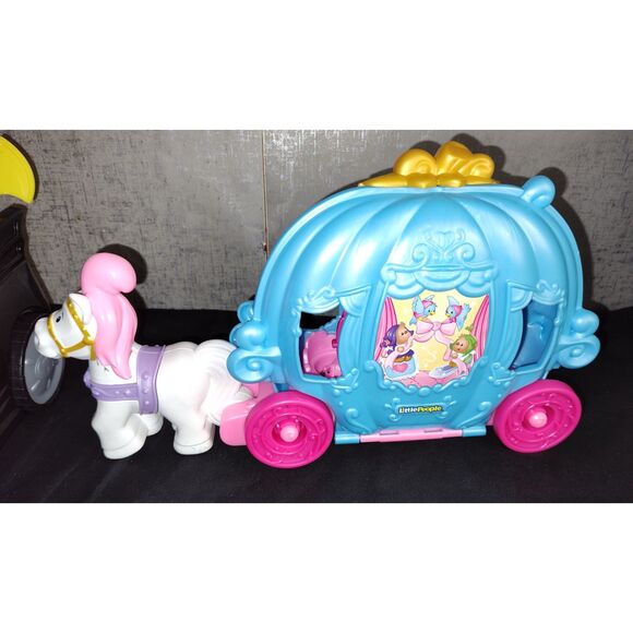 Fisher-Price Little People Toy Lot of 62 Figures + Vehicles - Picture 11 of 12